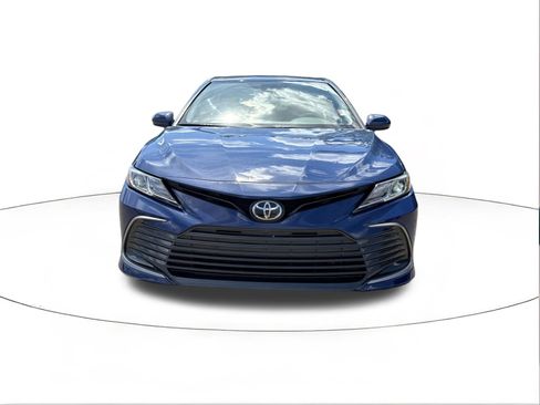 Used 2024 Toyota Camry LE FWD image 8