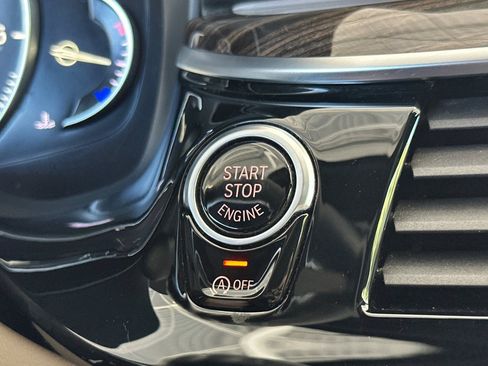 Used 2017 BMW 530i RWD image 27