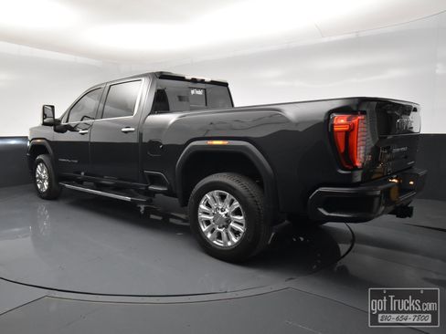 Used 2020 GMC Sierra 2500 Denali w/ Denali Ultimate Package image 4