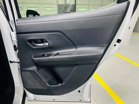 New 2026 Nissan Kicks SV FWD image 33