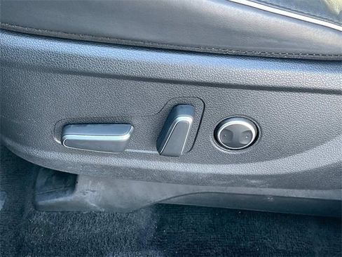 Used 2024 Hyundai Palisade SEL image 32