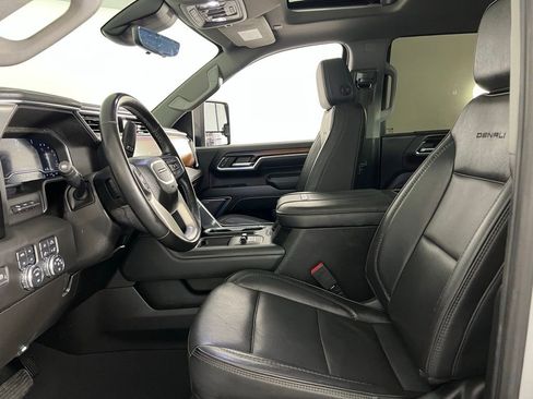 Used 2024 GMC Sierra 2500 Denali w/ Denali Reserve Package image 23