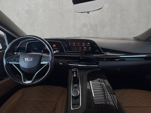 Used 2021 Cadillac Escalade Premium Luxury RWD image 20