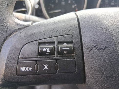 Used 2010 MAZDA MAZDA3 i Sport image 29