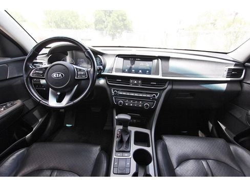 Used 2020 Kia Optima SE FWD image 12