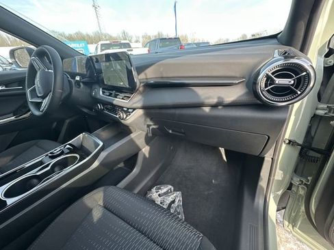 New 2026 Chevrolet Equinox LT image 30