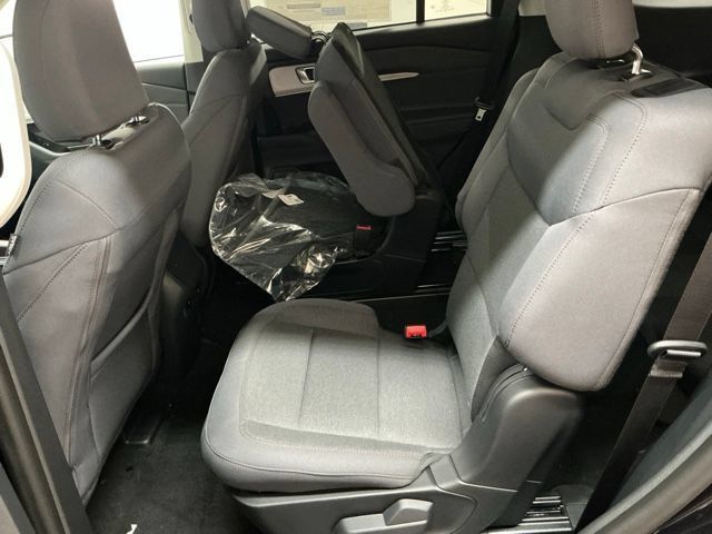 New 2026 Ford Explorer Active AWD/4WD image 13