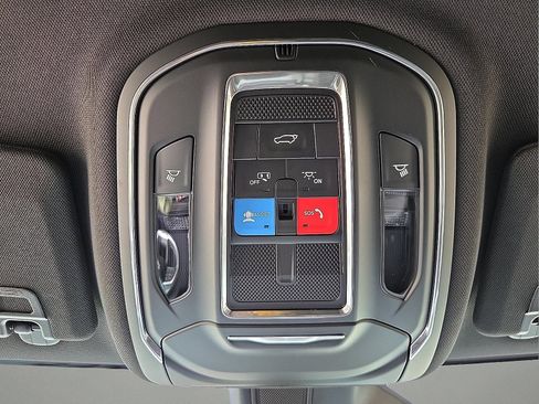 Used 2025 Jeep Grand Cherokee L Limited w/ Trailer Tow Package AWD/4WD image 21