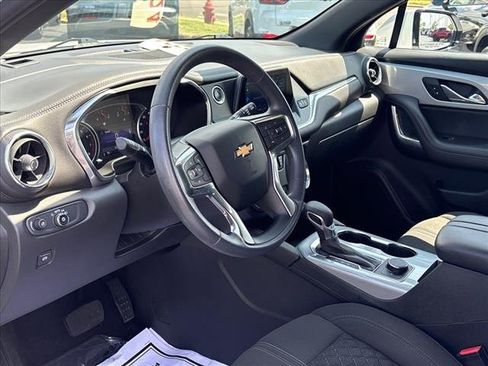 Used 2021 Chevrolet Blazer LT w/ LPO, Black Accent Package image 11