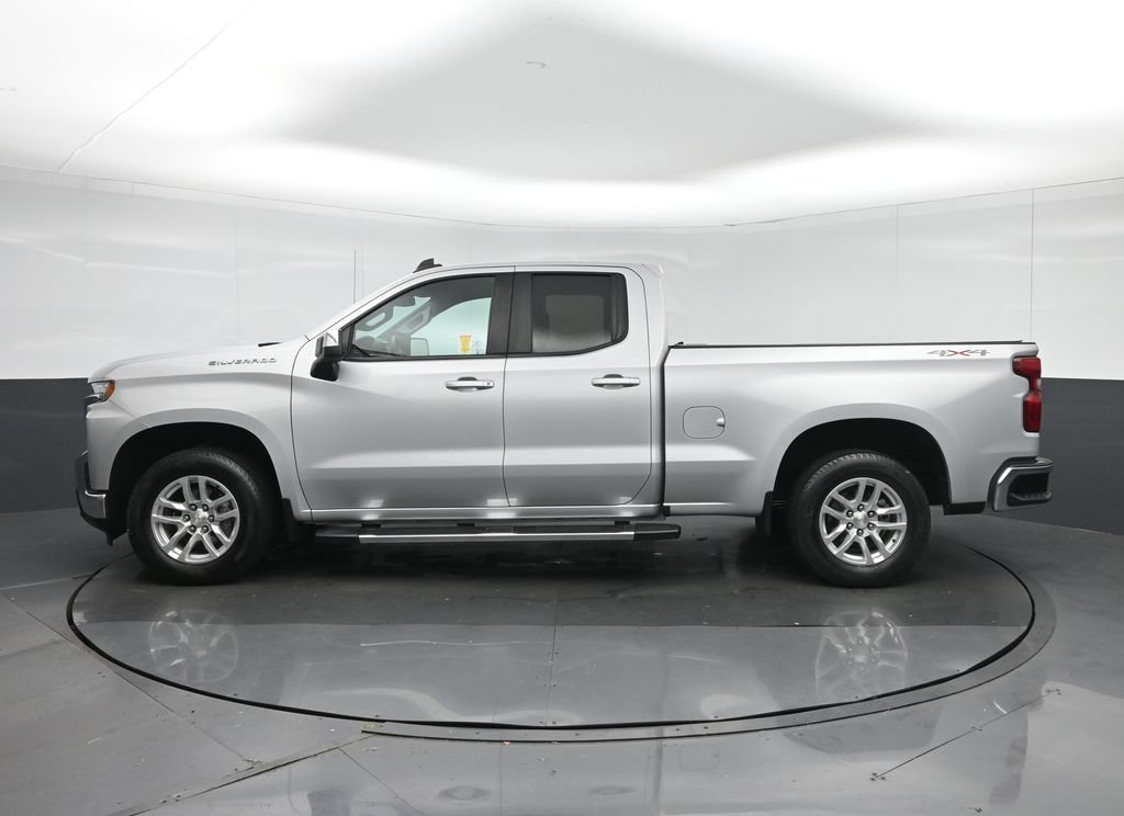 Used 2020 Chevrolet Silverado 1500 LT w/ Trailering Package AWD/4WD image 4