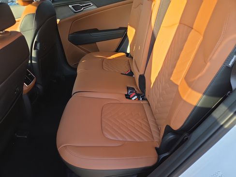 New 2026 Kia Sportage X-Line w/ X-Line Technology Package image 6