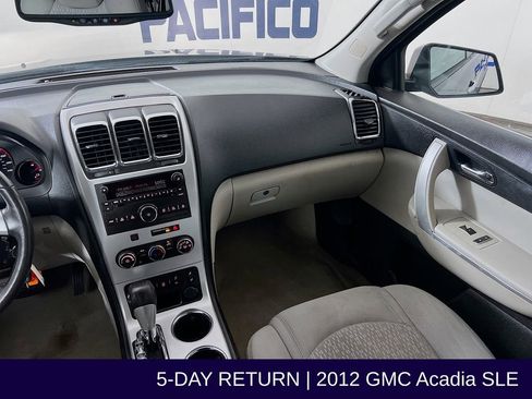 Used 2012 GMC Acadia SLE image 27