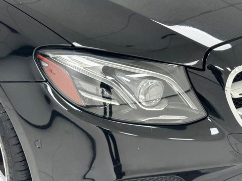 Used 2017 Mercedes-Benz E 300 4MATIC image 36