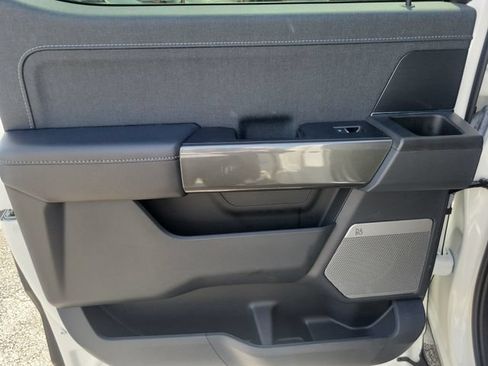 Used 2023 Ford F150 Lariat w/ Equipment Group 502A High AWD/4WD image 14