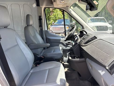 Used 2016 Ford Transit 150 130 Medium Roof RWD image 28