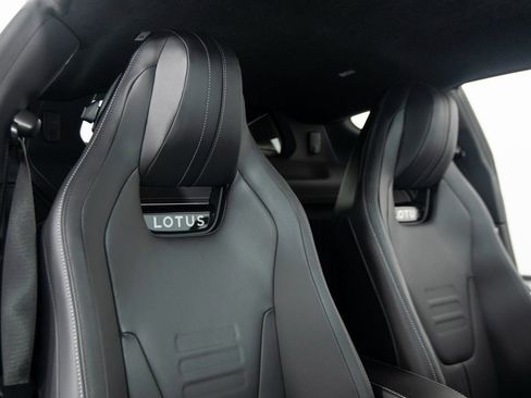 Used 2025 Lotus Emira image 36