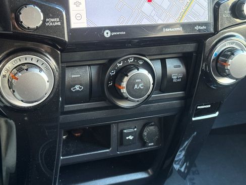 Used 2023 Toyota 4Runner TRD Off-Road AWD/4WD image 19