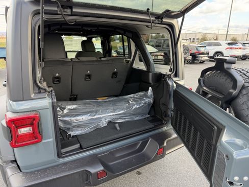 New 2026 Jeep Wrangler Sport S image 13