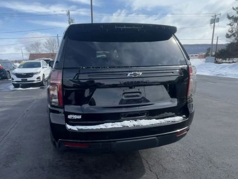 Used 2024 Chevrolet Tahoe Z71 w/ Luxury Package AWD/4WD image 7