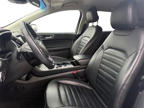 Used 2019 Ford Edge SEL w/ Equipment Group 201A image 9