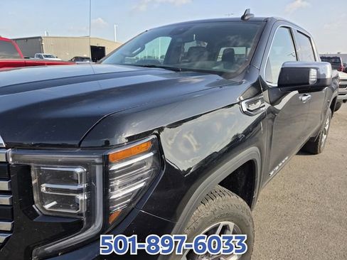Used 2025 GMC Sierra 1500 SLT w/ SLT Premium Package AWD/4WD image 4