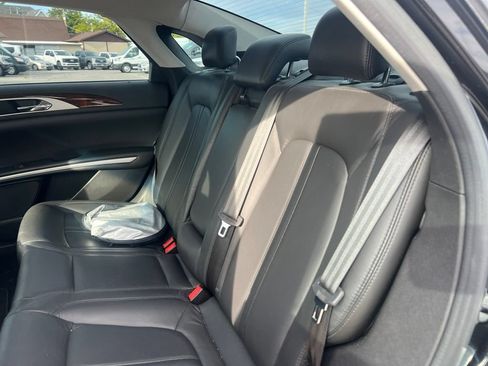Used 2014 Lincoln MKZ FWD image 20