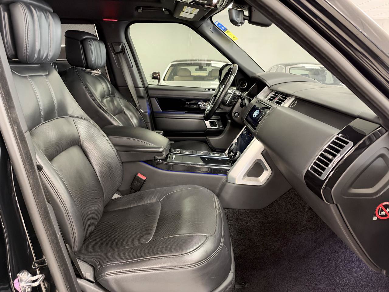 Used 2019 Land Rover Range Rover Long Wheelbase Autobiography AWD/4WD image 31