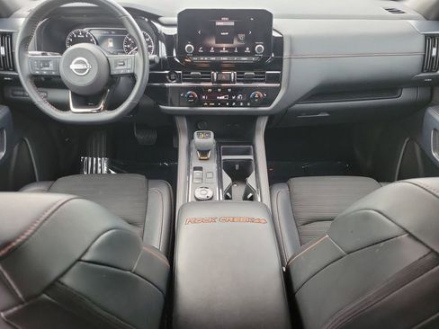 Used 2025 Nissan Pathfinder Rock Creek image 13