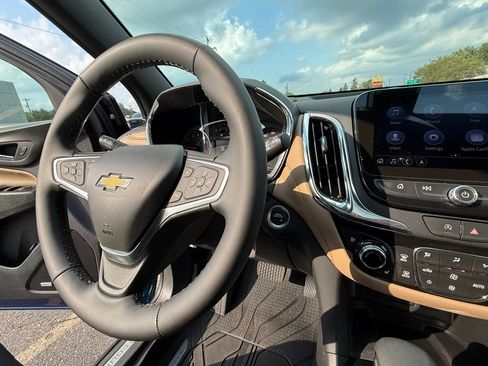 Certified 2023 Chevrolet Equinox Premier AWD/4WD image 25