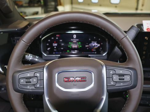 New 2026 GMC Sierra 3500 SLT w/ SLT Premium Package image 15