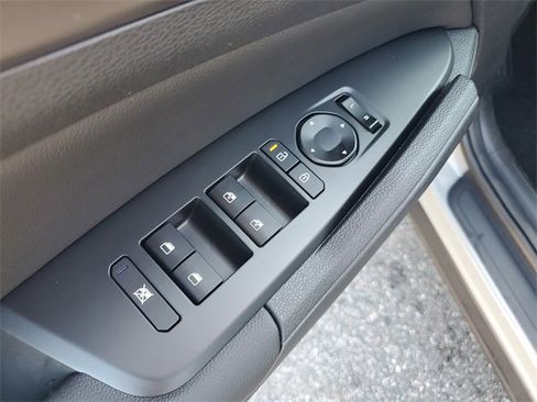 New 2026 Kia Sportage EX w/ EX Panorama Roof Package image 22