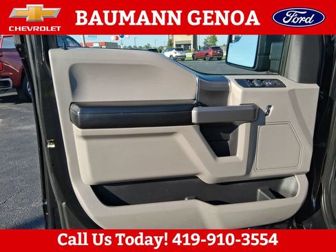 Used 2015 Ford F150 XLT w/ Equipment Group 301A Mid AWD/4WD image 11