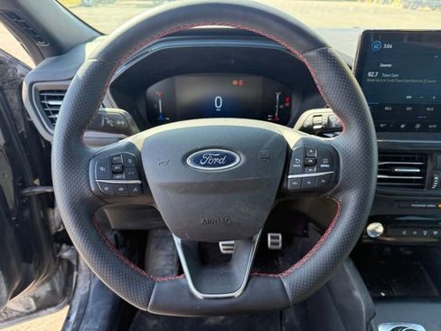 Certified 2024 Ford Escape ST-Line w/ Tech Pack #1 image 10