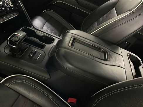 Used 2022 GMC Sierra 1500 AT4X AWD/4WD image 17