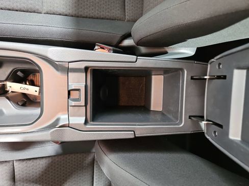 Certified 2025 Nissan Kicks S AWD/4WD image 26