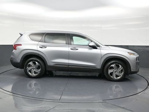 Used 2023 Hyundai Santa Fe SE image 6