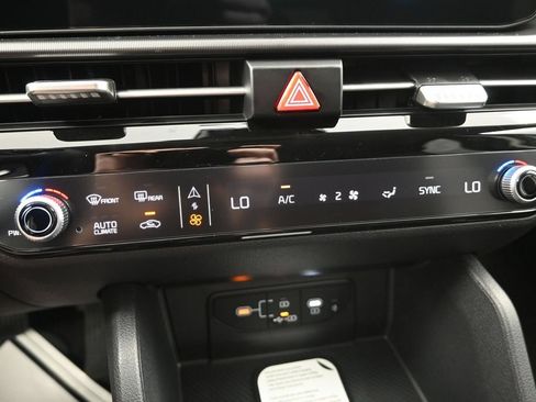 New 2026 Kia Sportage SX FWD image 21