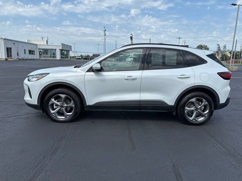 Used 2025 Ford Escape ST-Line Select AWD/4WD image 23
