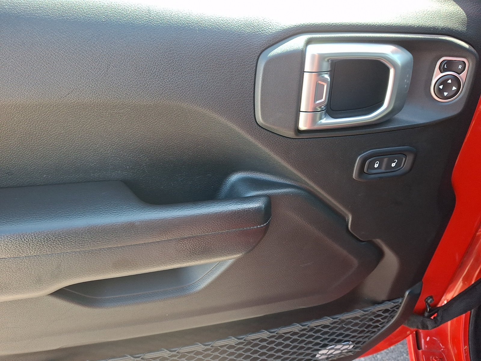 Used 2019 Jeep Wrangler Unlimited Sport S AWD/4WD image 12