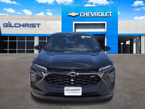 New 2026 Chevrolet Trax RS w/ Driver Confidence Package FWD image 2
