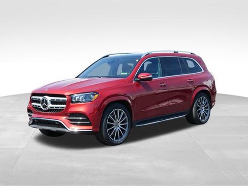 Used 2022 Mercedes-Benz GLS 450 4MATIC image 3