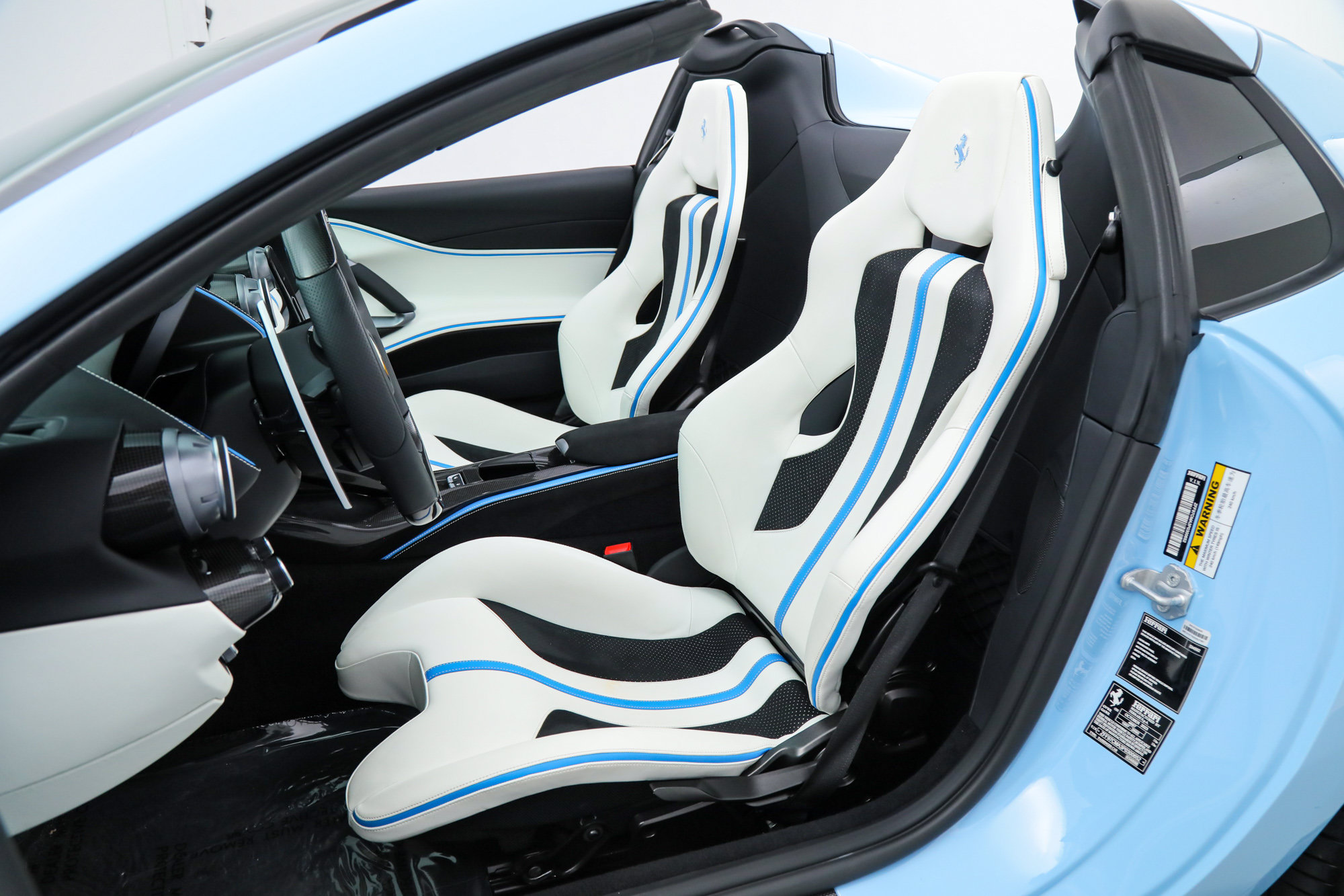 Certified 2023 Ferrari 812 GTS RWD image 5