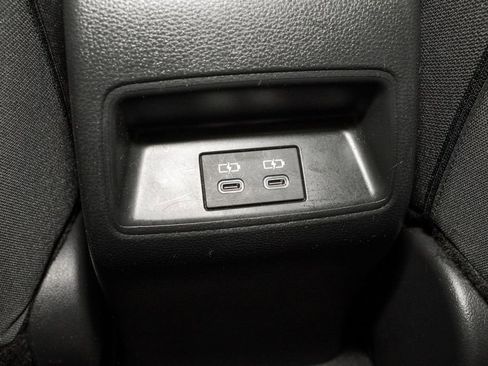 Used 2024 Toyota Corolla LE image 7