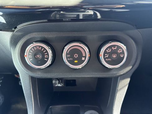 Used 2014 Mitsubishi Lancer Evolution GSR AWD/4WD image 33