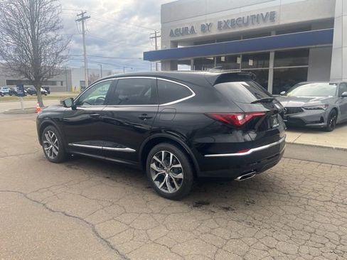 Certified 2023 Acura MDX SH-AWD w/ Technology Package image 7