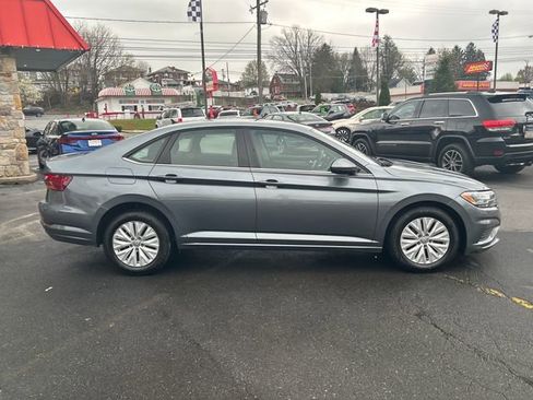 Used 2019 Volkswagen Jetta S w/ Driver Assistance Package image 8