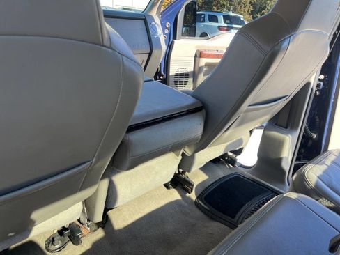 Used 2008 Ford F250 Lariat image 45