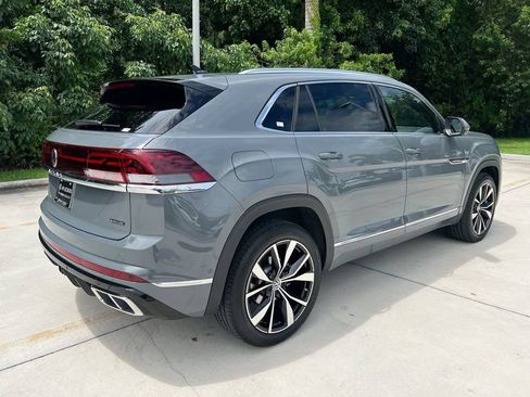 Used 2024 Volkswagen Atlas Cross Sport SEL Premium R-Line AWD/4WD image 7