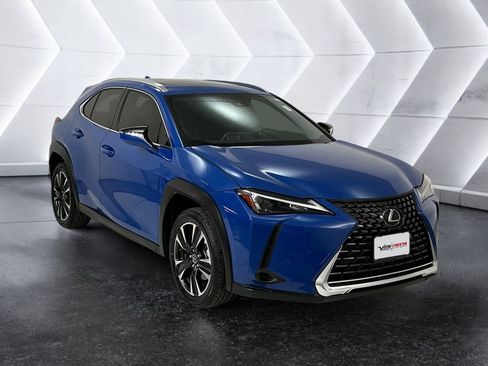 Used 2024 Lexus UX 250h FWD image 1