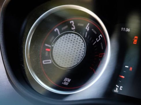 Used 2020 Dodge Challenger R/T RWD image 38